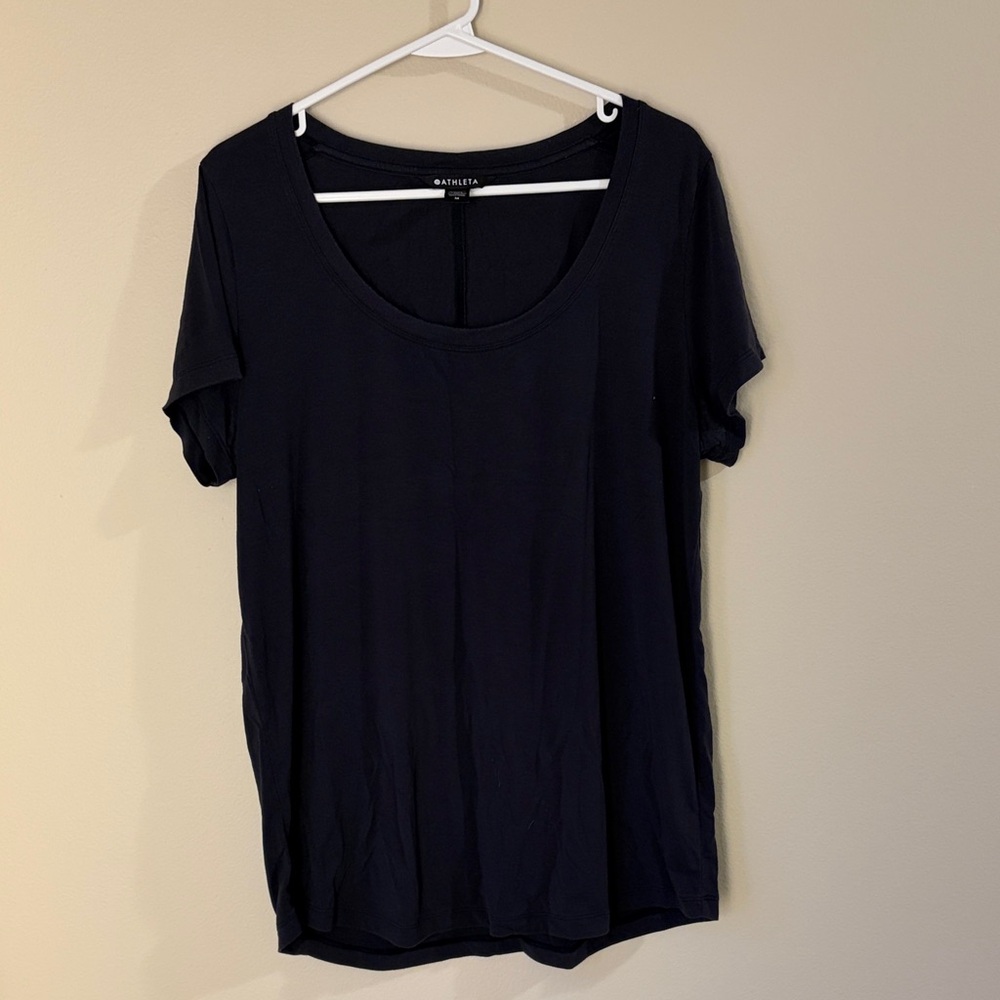 Athleta Black Short Sleeve Scoop Neck Tee
